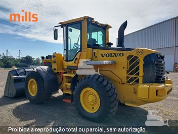 Pá Carregadeira Volvo L70F