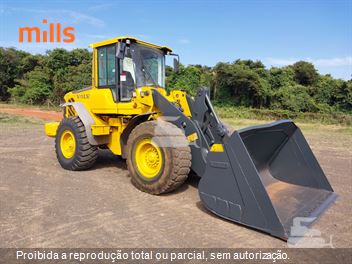 Pá Carregadeira Volvo L70F