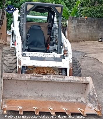 Mini-Carregadeira Bobcat S185