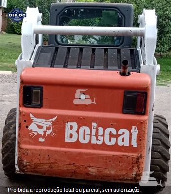 Mini-Carregadeira Bobcat S185