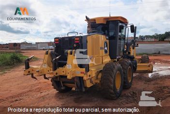 Motoniveladora John Deere 670G