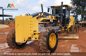 Motoniveladora John Deere 670G