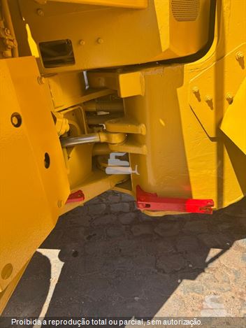 Pá Carregadeira Caterpillar 966R
