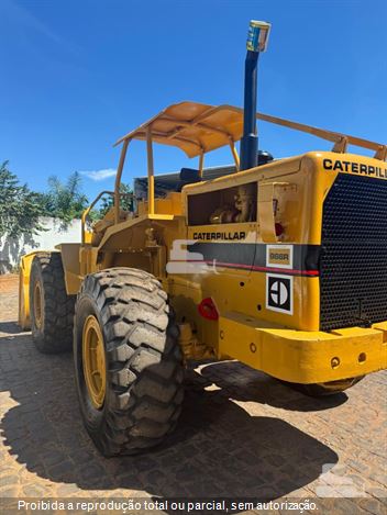 Pá Carregadeira Caterpillar 966R