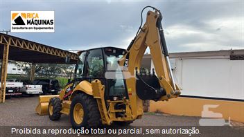 Retro Escavadeira Caterpillar 416E