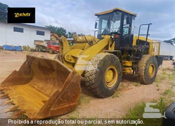 Pá Carregadeira SEM 669B