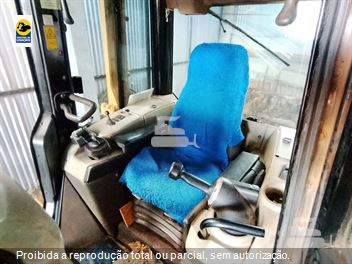 Trator de Esteira Caterpillar D6N XL