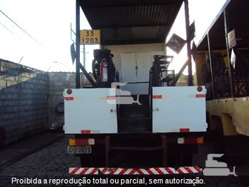 Caminhão Mercedes-Benz L-1513 2p (diesel)