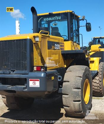 Pá Carregadeira Komatsu WA320