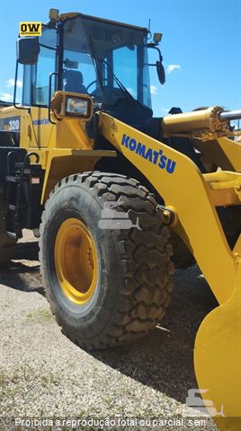 Pá Carregadeira Komatsu WA320