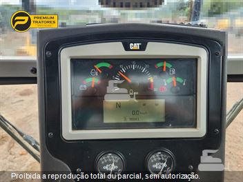Motoniveladora Caterpillar 140K