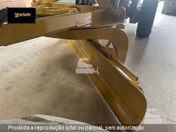 Motoniveladora Caterpillar 140K