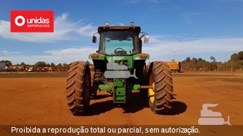 Trator Agrícola John Deere 7210J