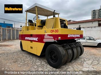 Rolo Compactador Dynapac CP30