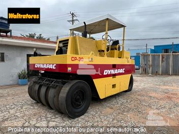 Rolo Compactador Dynapac CP30
