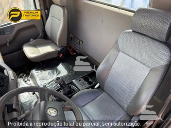 Caminhão Volkswagen 31-280 E Constellation 6x4 2p (Diesel)(E5)