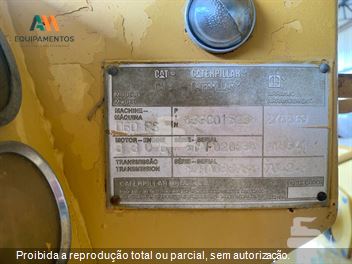 Trator de Esteira Caterpillar D6D