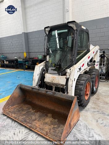 Mini-Carregadeira Bobcat S450
