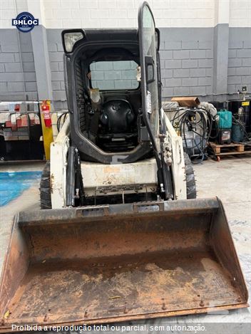 Mini-Carregadeira Bobcat S450