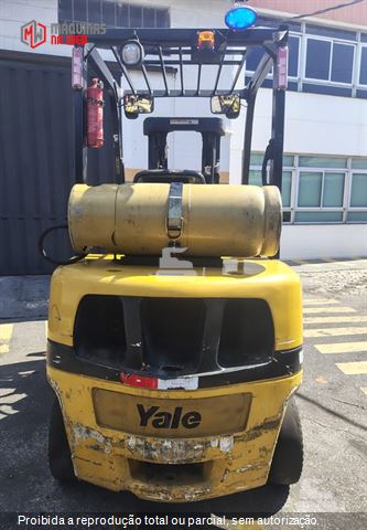 Empilhadeira Yale GLP050MX