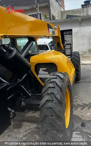 Manipulador Telescópico Caterpillar TL642C