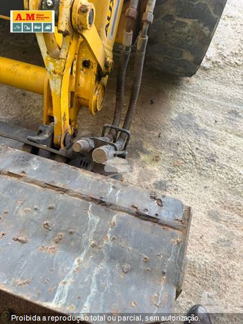 Mini-Retroescavadeira JCB 1CX