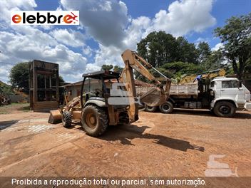Retro Escavadeira Case 580M