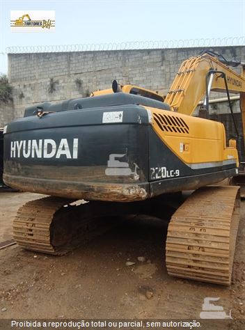 Escavadeira Hyundai R220LC-9