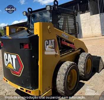 Mini-Carregadeira Caterpillar 226B 3