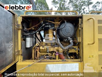 Motoniveladora Caterpillar 140K