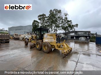 Motoniveladora Caterpillar 140K