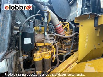 Pá Carregadeira Caterpillar 966L