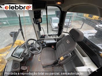 Pá Carregadeira Caterpillar 966L