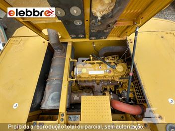 Escavadeira Caterpillar 336