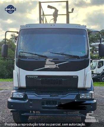 Caminhão Volvo VM 330 6x4 2p (Diesel) (E5)