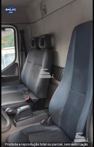 Caminhão Volvo VM 330 6x4 2p (Diesel) (E5)