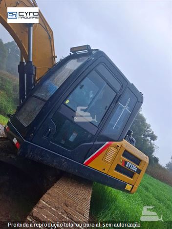 Escavadeira Sany SY135C