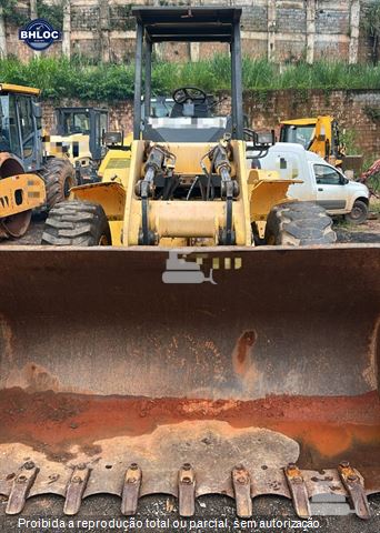 Pá Carregadeira New Holland 12C