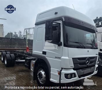 Caminhão Mercedes-Benz Atego 2430 6x2 2p (Diesel)(E5)