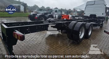 Caminhão Mercedes-Benz Atego 2430 6x2 2p (Diesel)(E5)