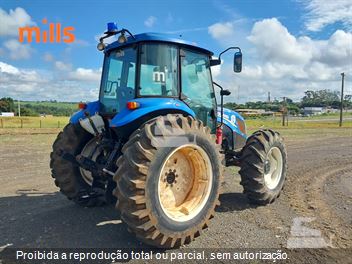 Trator Agrícola New Holland TL5.80