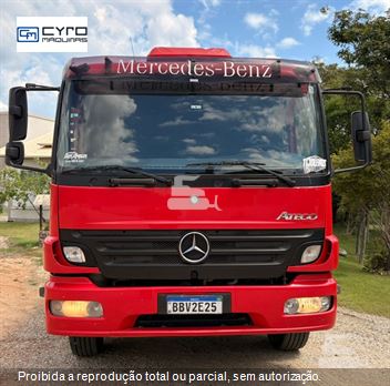 Caminhão Mercedes-Benz Atego 2425 3-Eixos 2p (diesel)