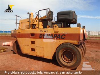 Rolo Compactador Dynapac CP221