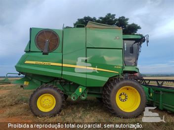 Colheitadeira John Deere S440