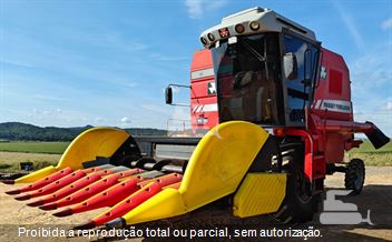 Colheitadeira Massey Ferguson MF 3640 Advanced