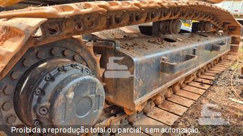 Escavadeira Case CX220B