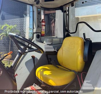 Trator Agrícola John Deere 5080E