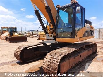 Escavadeira Caterpillar 336DL