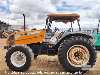 Trator Agrícola Valtra BM125