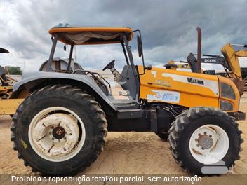 Trator Agrícola Valtra BM125